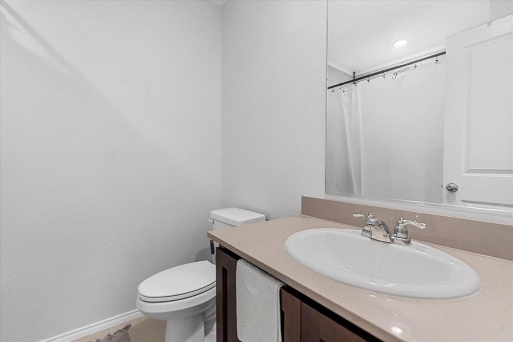 Risinger Court Condos - Residential Lease