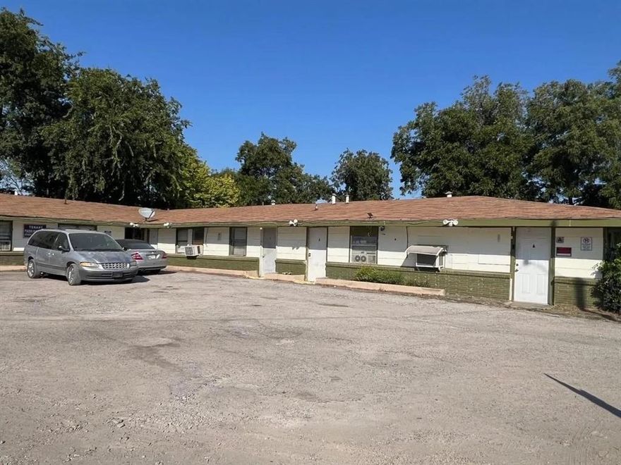 Rare chance to acquire a value-add 6-plex in one of Fort Worth’s fastest-growing redevelopment corridors. Minutes from Downtown, the Medical District, and Texas Wesleyan University, this property is ideal for investors seeking upside, appreciation, and long-term rental income.

The building offers strong fundamentals with a new roof, good foundation, new front gate, and completely separated utilities—6 electric meters, 6 water meters, 6 gas meters. Four of the six units are vacant and boarded for security, ready for renovation and repositioning.

Investment Highlights

Value-add 6-unit multifamily

4 of 6 units vacant  renovation needed

Solid structure: new roof & good foundation

Individually metered: 6 electric  6 water  6 gas

Appraisal available upon request

As Is Value: $420,000

ARV: $720,000



Vacant units boarded easy access for construction

New construction and redevelopment throughout the neighborhood

BONUS: Can be purchased as a package with the 5-plex next door

2265 E Evans Ave

Discount available for purchasing both properties together

Package Deal Opportunity

Buyers have the option to acquire the 6-plex  adjacent 5 plex, creating an 11 unit portfolio on the same block. Perfect for:

BRRRR investors

Small-to-mid-size multifamily operators

Developers looking for a long-term hold in a rapidly improving area

Buyers wanting strong economies of scale (shared crews, shared maintenance, shared management)

Package pricing and financials available upon request.

Neighborhood & Growth

Located in the heart of Fort Worth’s Southside revitalization zone, with new builds on nearly every street. This area is experiencing rising rents, strong investor activity, and major planned redevelopment.

Access & Showings

Serious inquiries only.
Proof of funds required prior to showing.
Appraisal, Survey CO upon request.