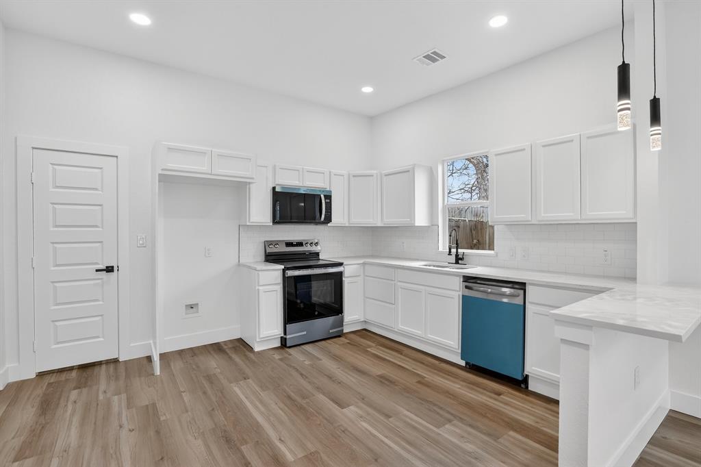 Ellis M G Add - Residential