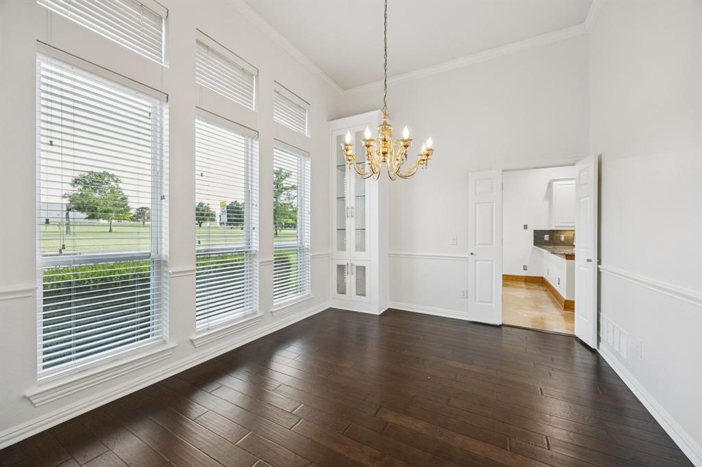 2401 Fountain Head Drive