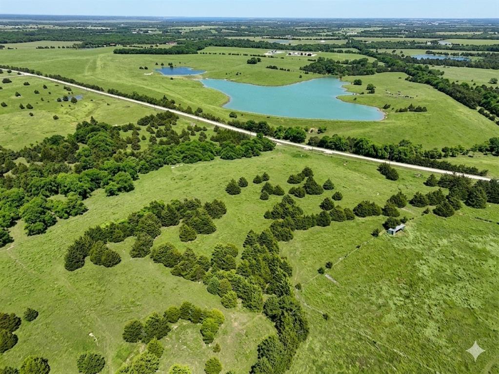 1711 County Road 2935