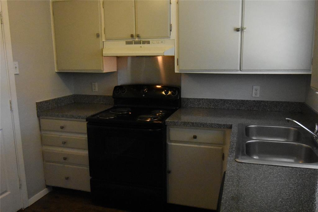 Avonhill Estates - Residential Lease