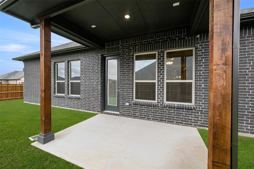 Sheppard's Place - Residential