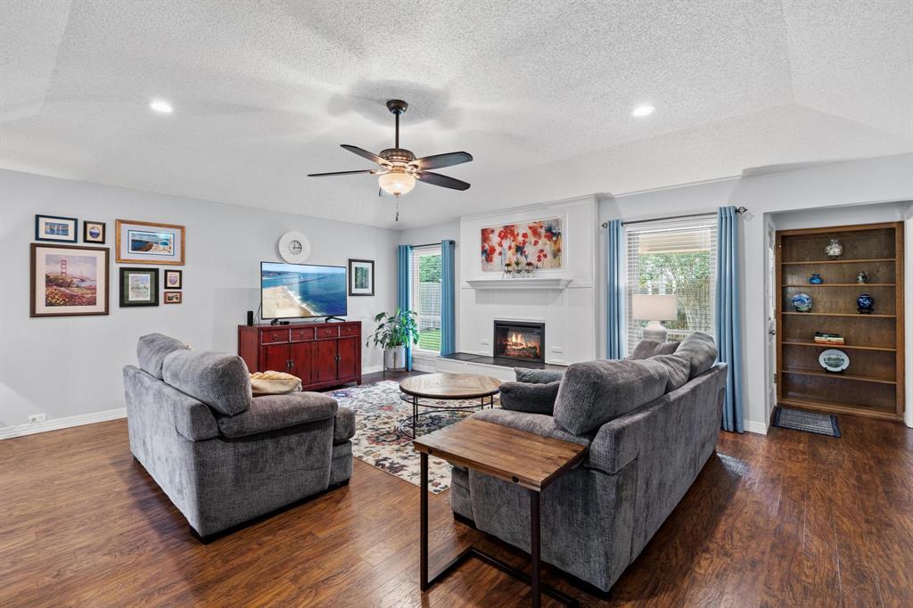 Foster Village Add - Residential