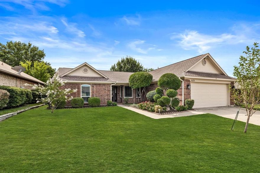 *BACK ON THE MARKET - DUE TO BUYER FINANCING FELL THROUGH* WELL KEPT SINGLE Story home with NO Carpet, Newer HVAC system & Roof along with Many Updates Offers you EVERYTHING You Need and MORE! Engineered Wood Floors, Granite Countertops, Stainless Steel Appliances, Decorative Lighting & Fireplace, Bay Window, Lighted Ceiling Fans, Built - Ins, Window Coverings, Vaulted Ceilings in Living Area & Large Master Suite with Seating Area along with His and Her Separate Walk In Closets, and a Split Bedroom Plan are just a Few of the Features of this Home!! A Private Large Fenced Backyard with Covered Patio and Ceiling Fans Creates a Great Place to RELAX while Grilling or to ENJOY the Company of Others. A BONUS includes a Backyard Large Shed with Workshop & Window, 2 Car Garage, Landscaped Yard, Sprinkler System, and GREAT Location Near Parks, Schools, Dining, Shopping, and Entertainment Adds to Making this Home a WINNER! 
*NOTE -  Survey is Available.