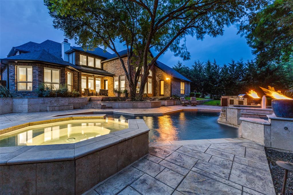 38 Balmoral
