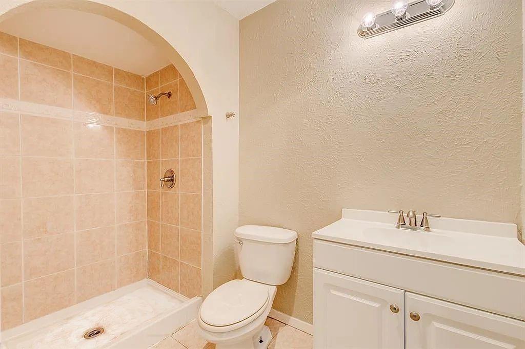 Camelot - Residential