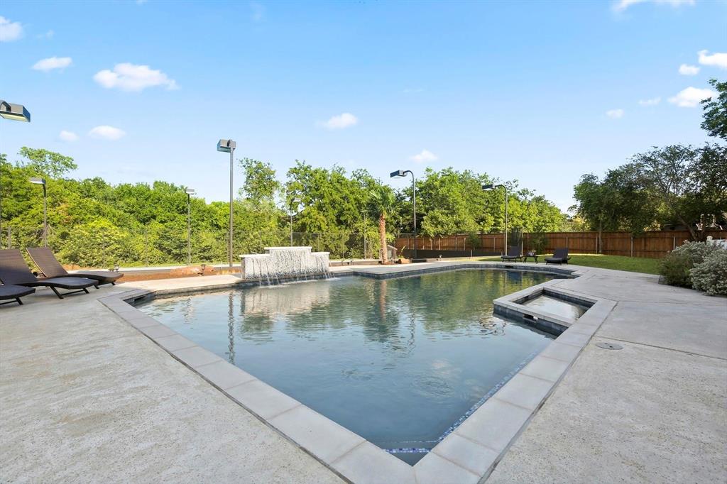 Williamsburg - Residential