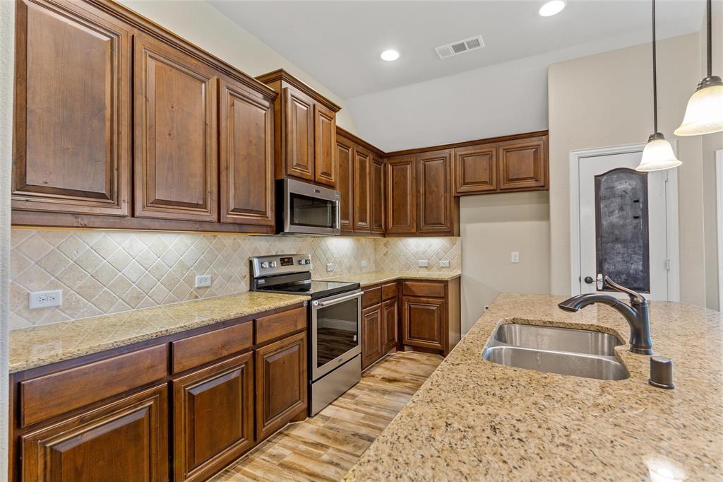 De Berry Estates Ph 1 - Residential Lease