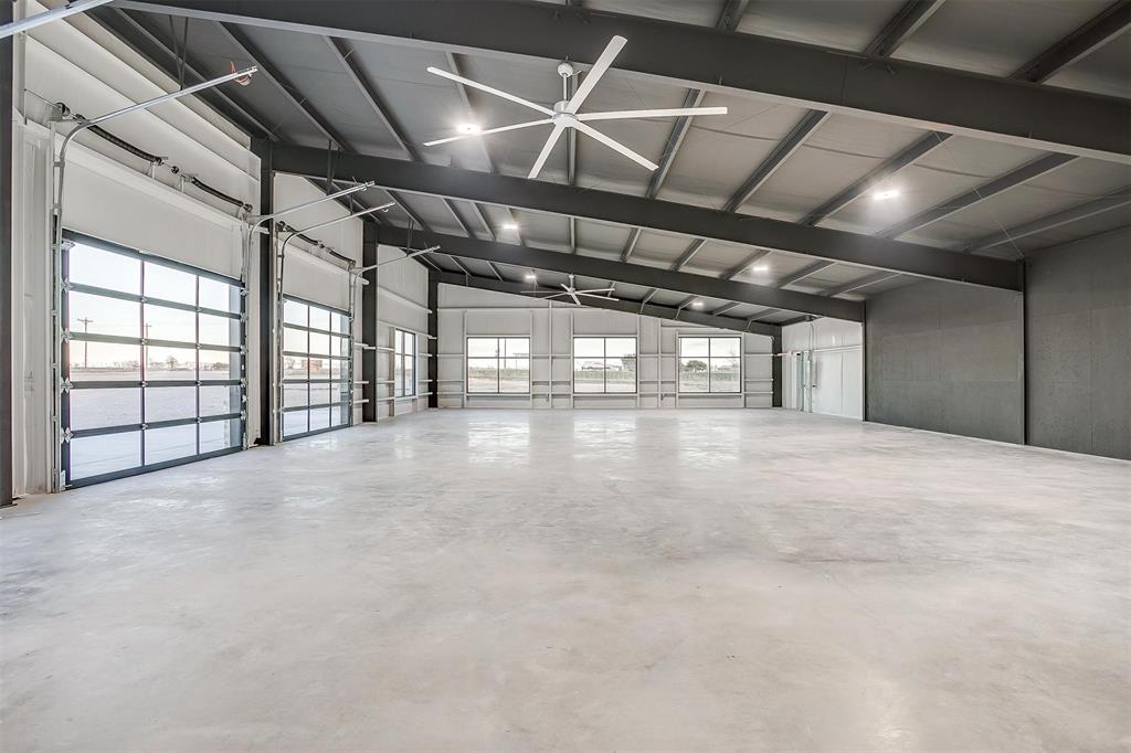 Mattlock - Commercial Sale