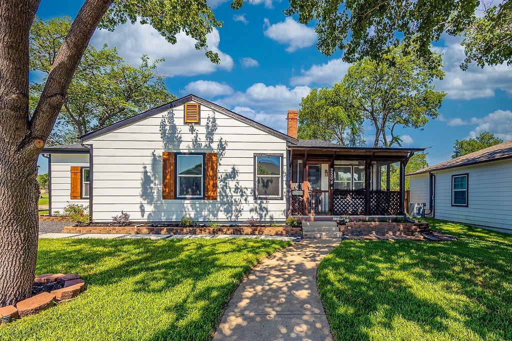 2504 Guilford Road
