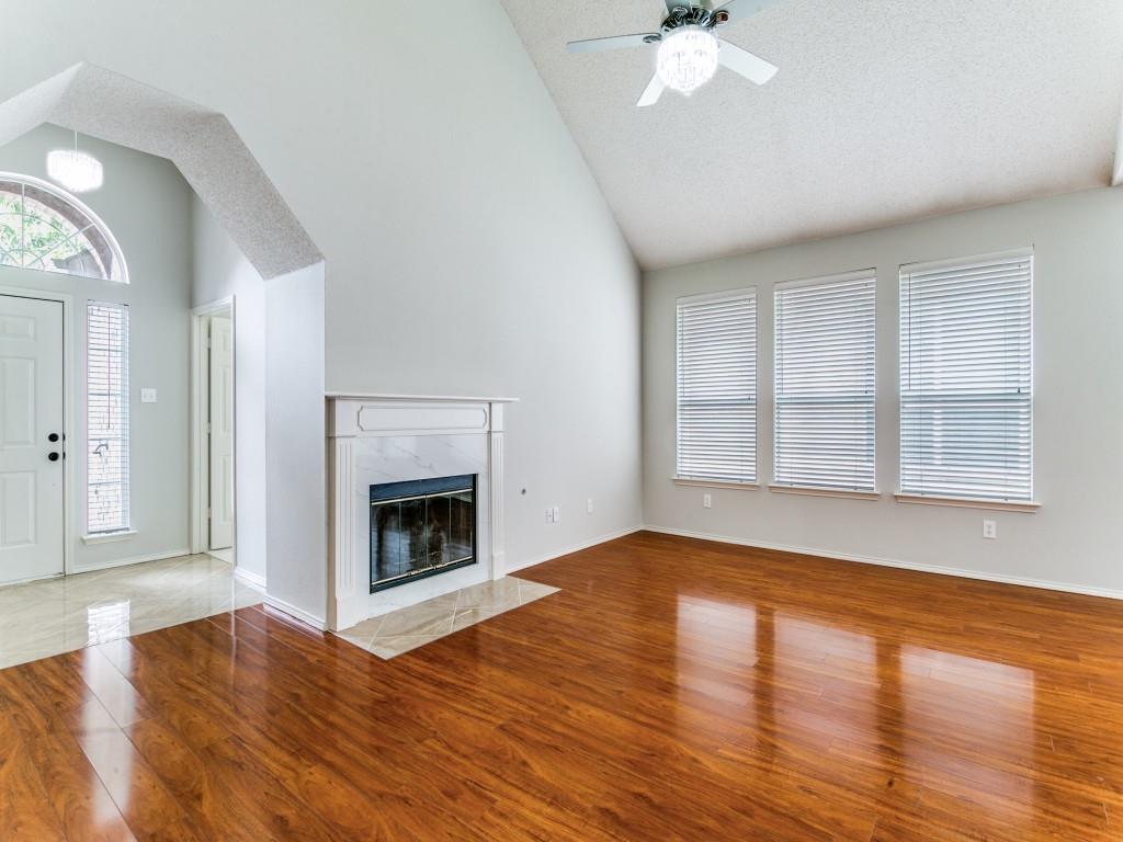 Oaks Of Lake Forest - Residential