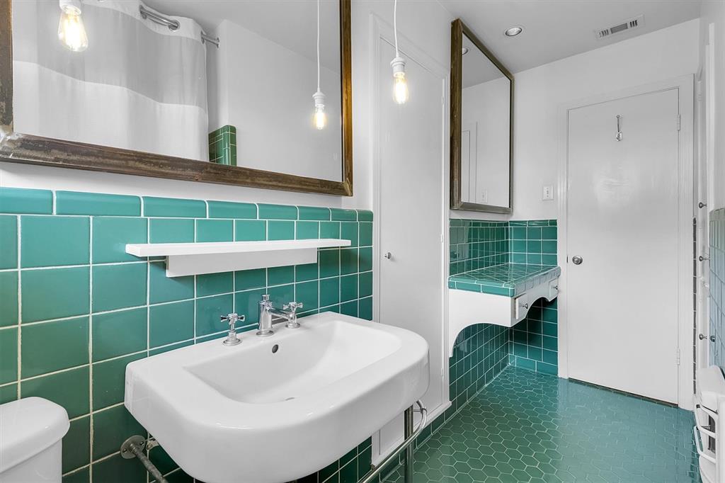 Ridgewood Park 02 - Residential