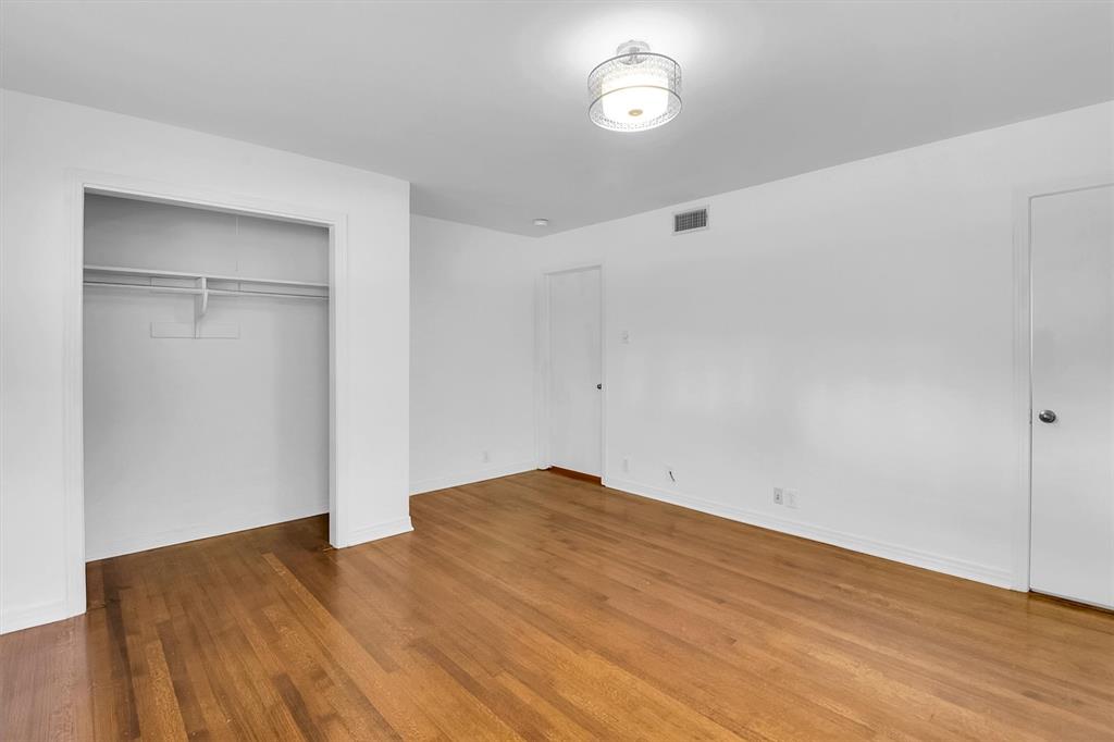 Ridgewood Park 02 - Residential