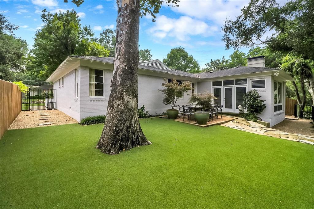 Ridgewood Park 02 - Residential