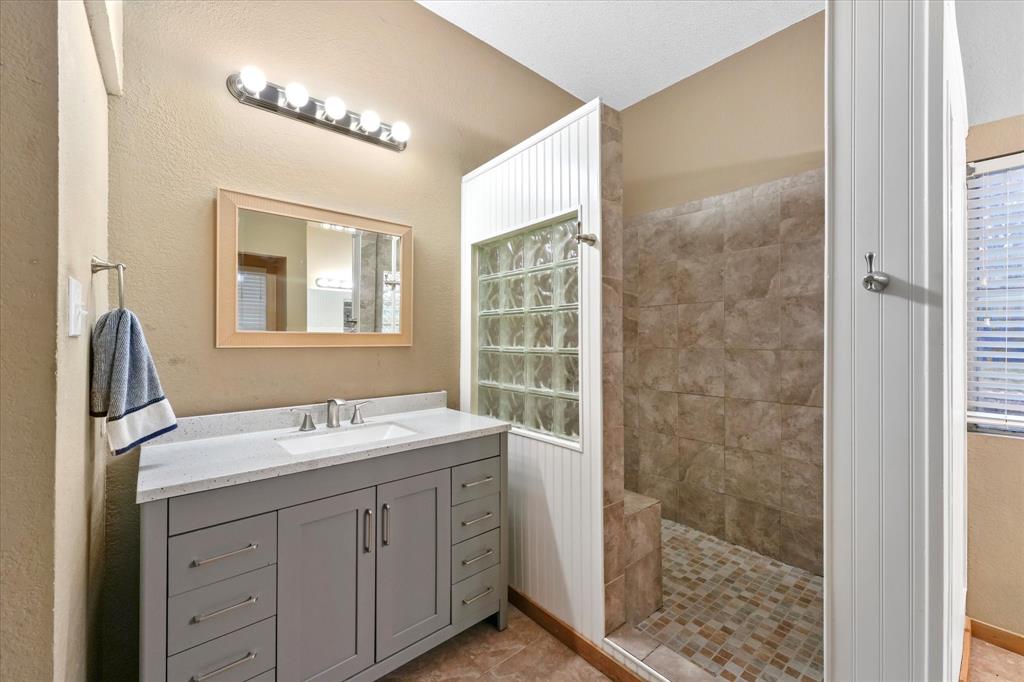 Spinnaker Cove - Residential