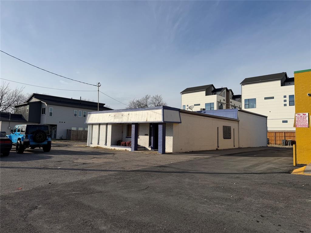 DALLAS LAND AND LOAN 3 - Commercial Sale