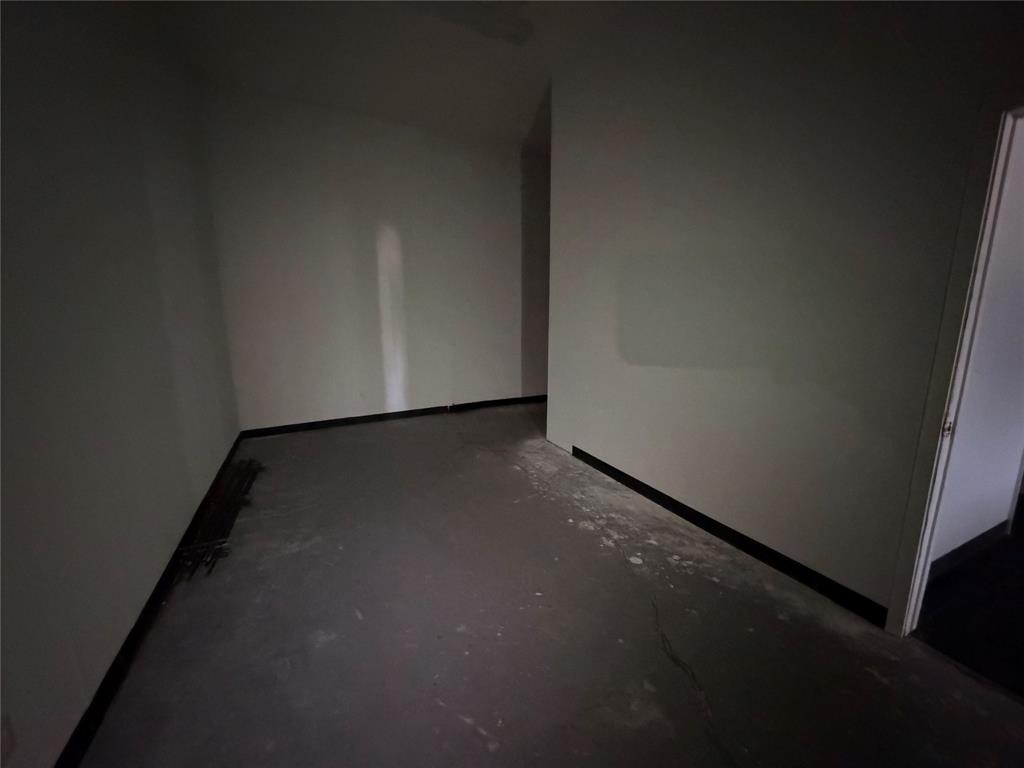 DALLAS LAND AND LOAN 3 - Commercial Sale