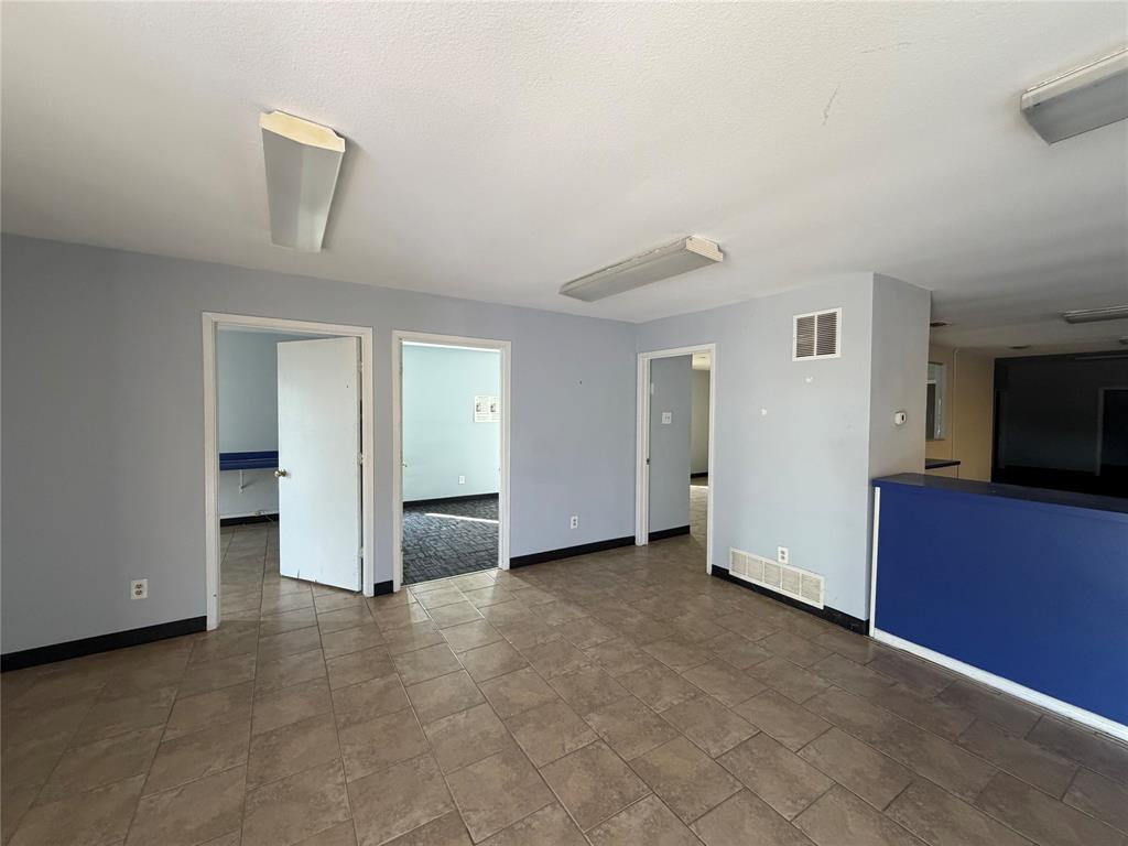 DALLAS LAND AND LOAN 3 - Commercial Sale