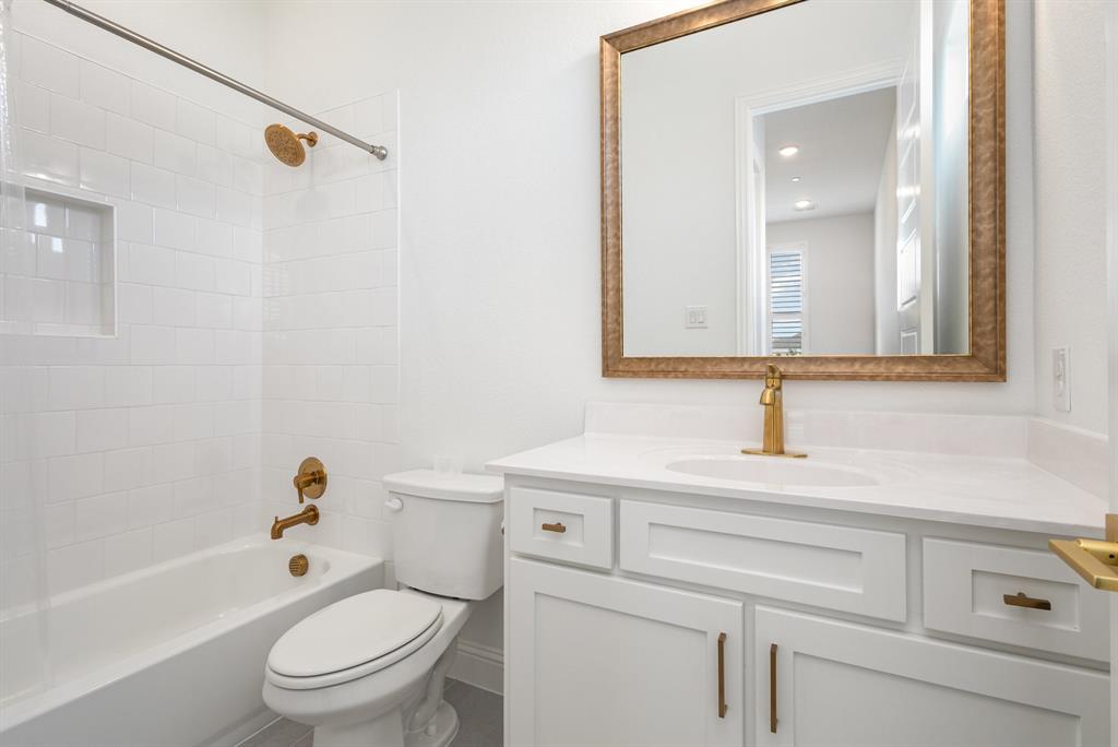 Las Brisas at Stoney Crk - Residential