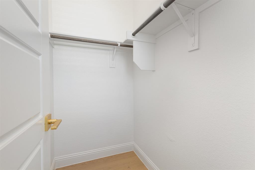 Las Brisas at Stoney Crk - Residential