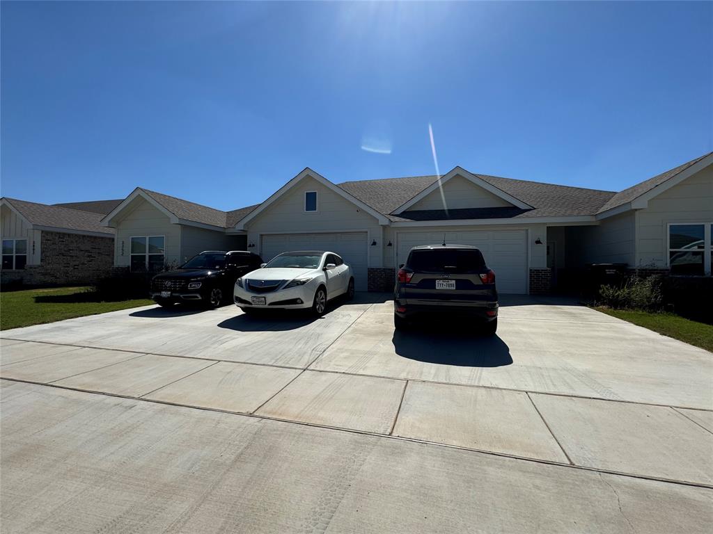 Airmens Lndg - Residential Lease