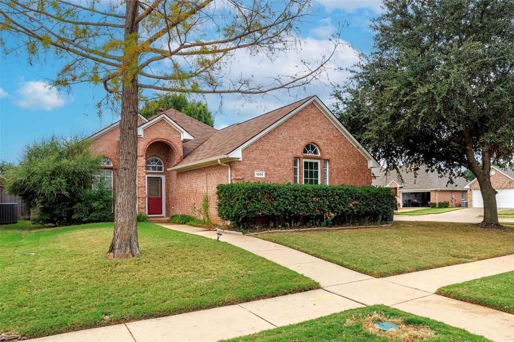 1005 Carina Court