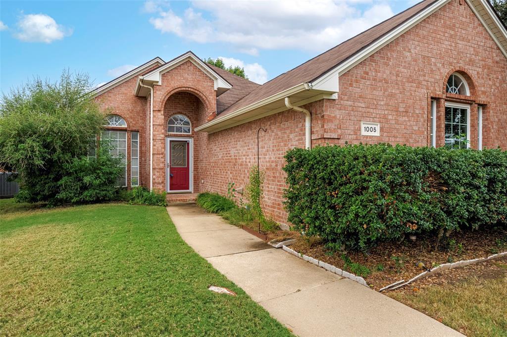 1005 Carina Court