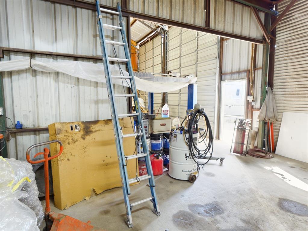 NA - Commercial Sale