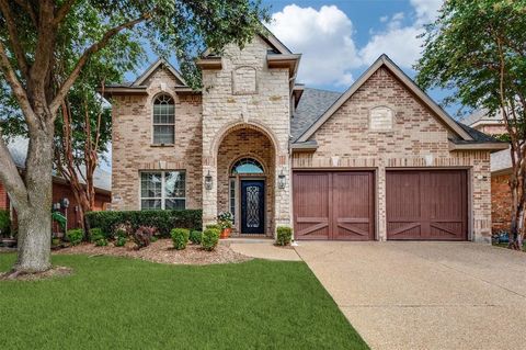 Photo of 2720 Cove Drive, Grand Prairie, TX 75054 (MLS # 21224890)