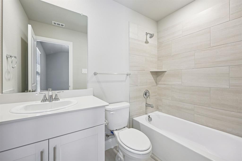 Lakehaven - Residential