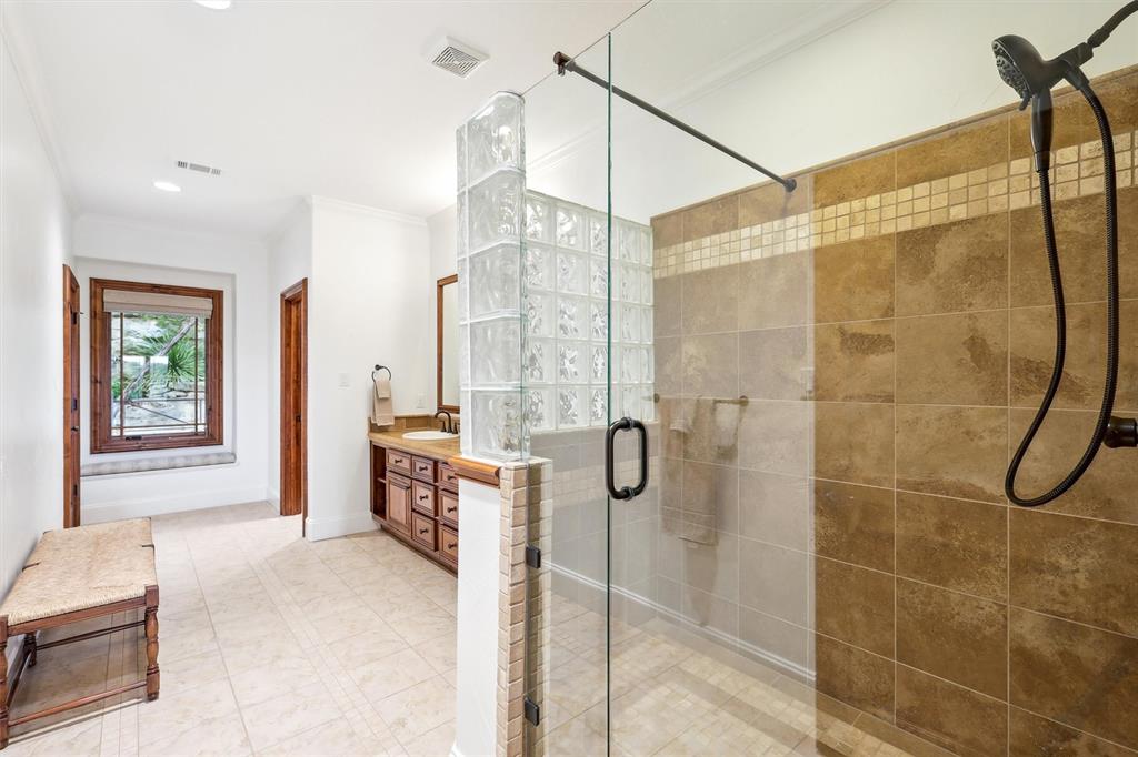 Cliffs Ph 08 - Residential