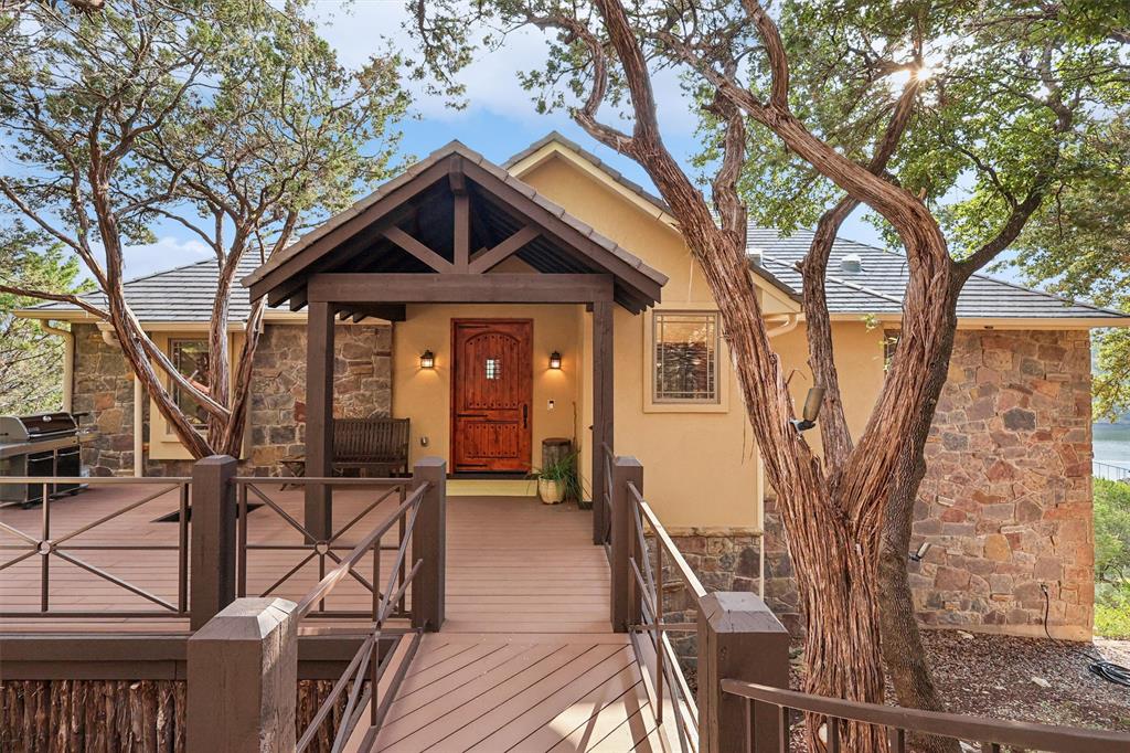 Cliffs Ph 08 - Residential