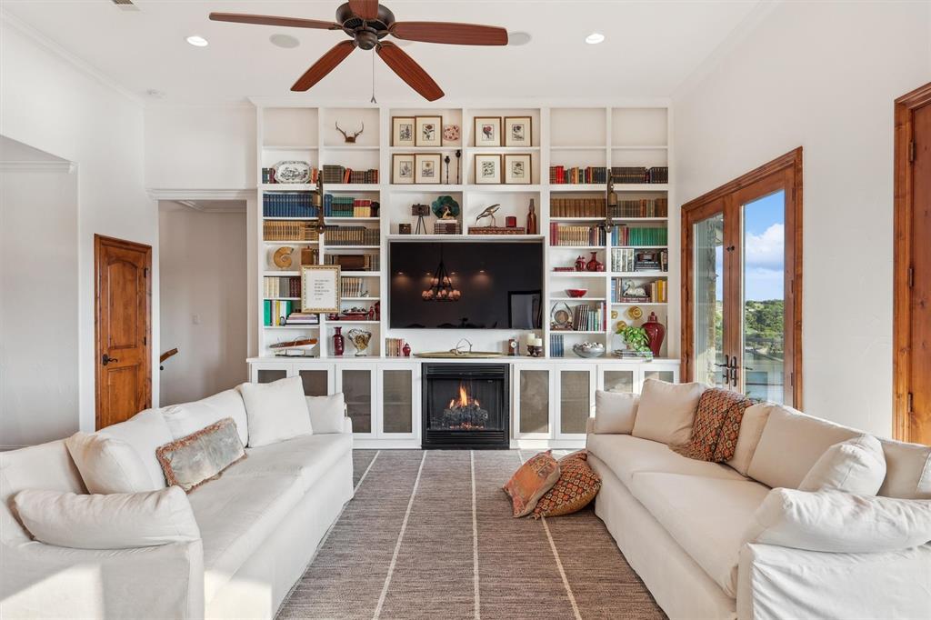 Cliffs Ph 08 - Residential