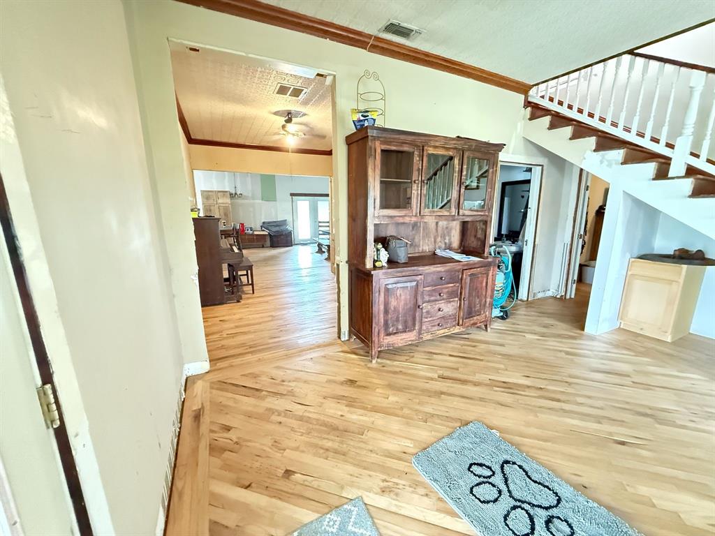 8619 County Road Sw 3170