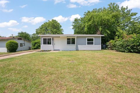 6271 Ava Court Drive Fort Worth TX 76112