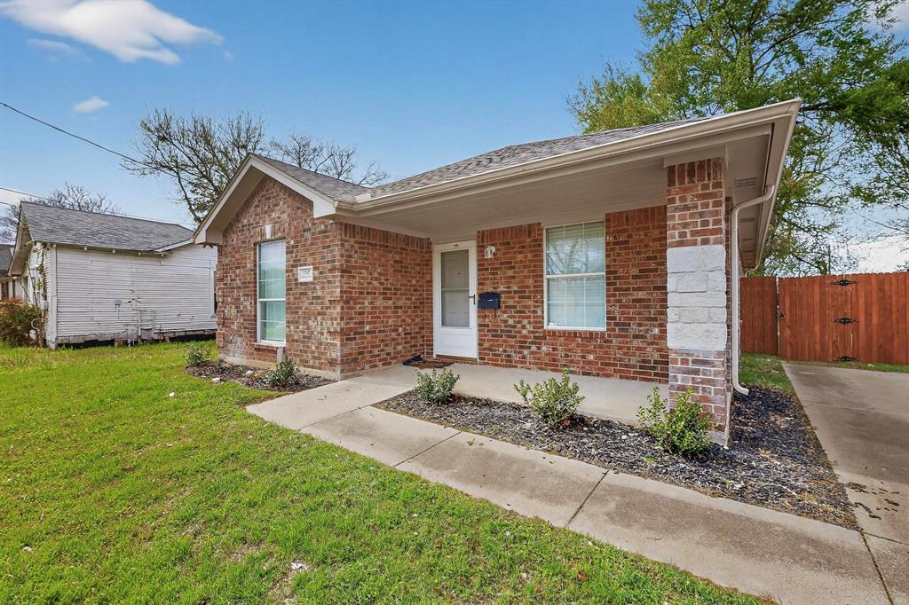 Lagow School - Residential