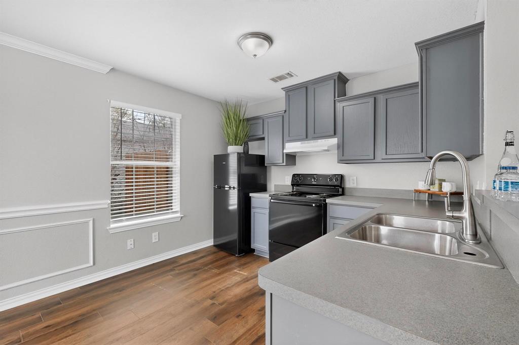 Lagow School - Residential