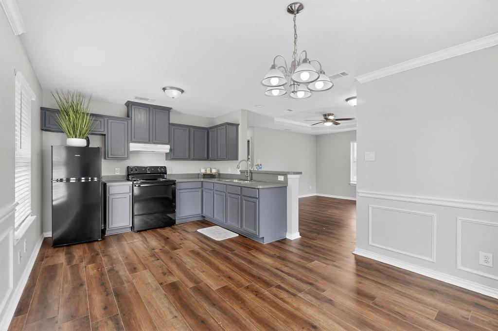 Lagow School - Residential