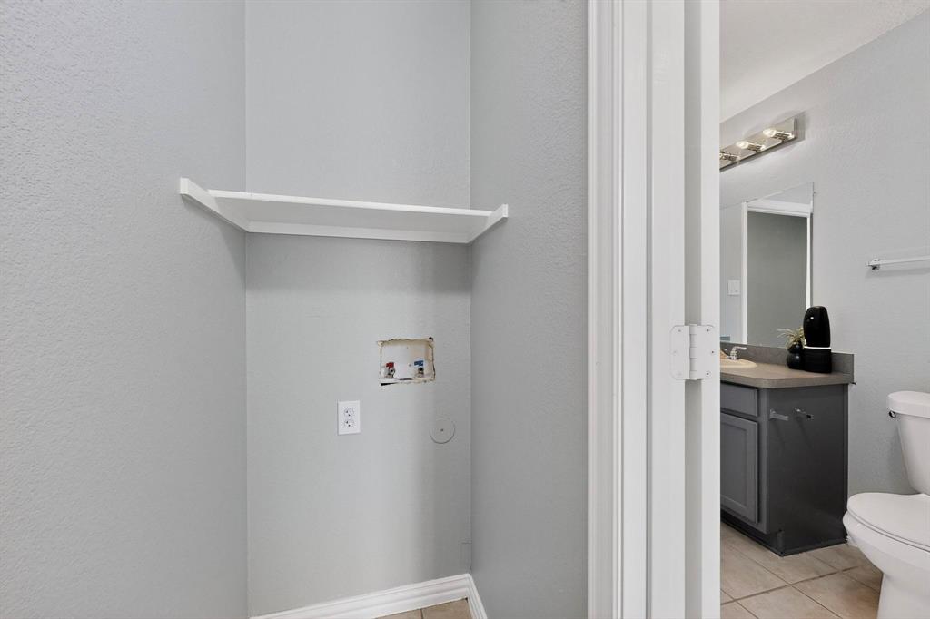 Lagow School - Residential