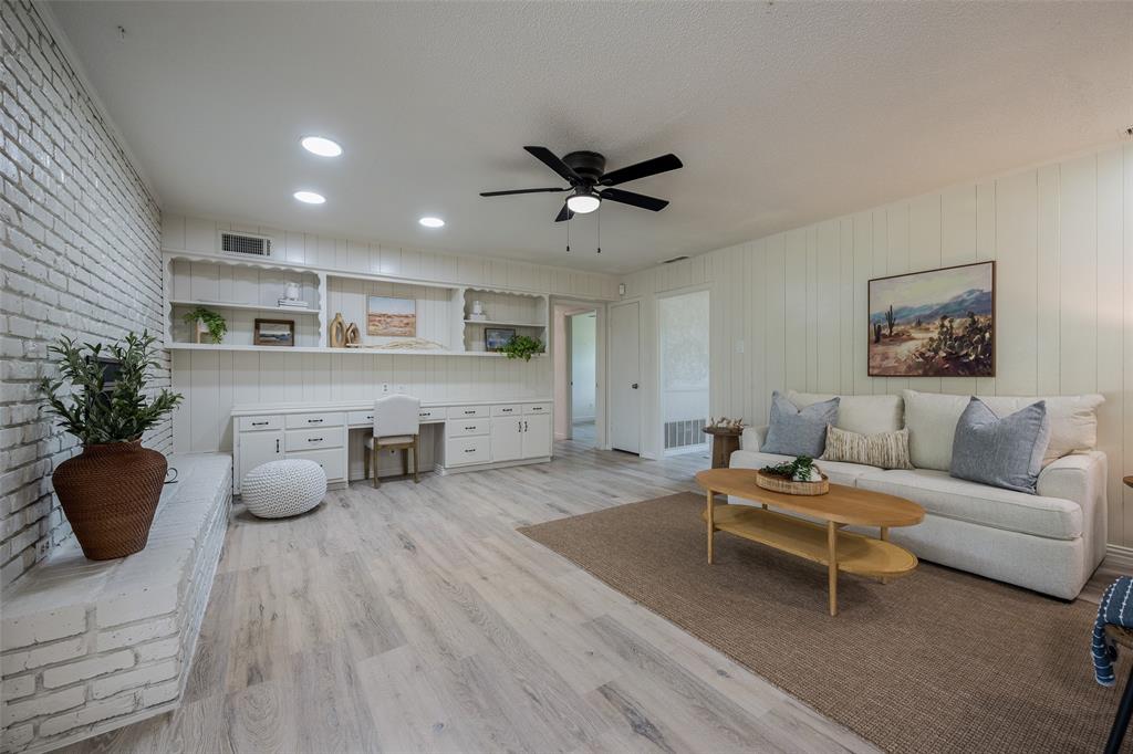 Kleberg Robert - Residential