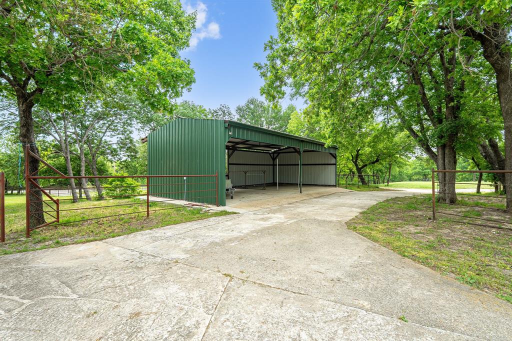 Ht Chenweth Surv Abs No 167 - Land