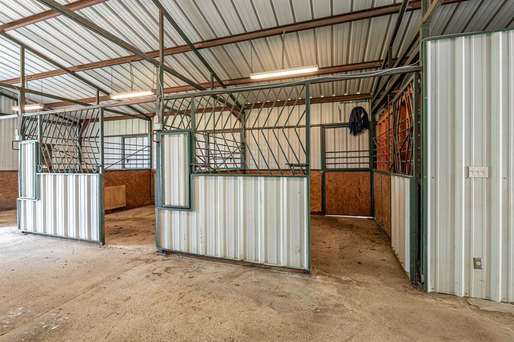 Ht Chenweth Surv Abs No 167 - Land