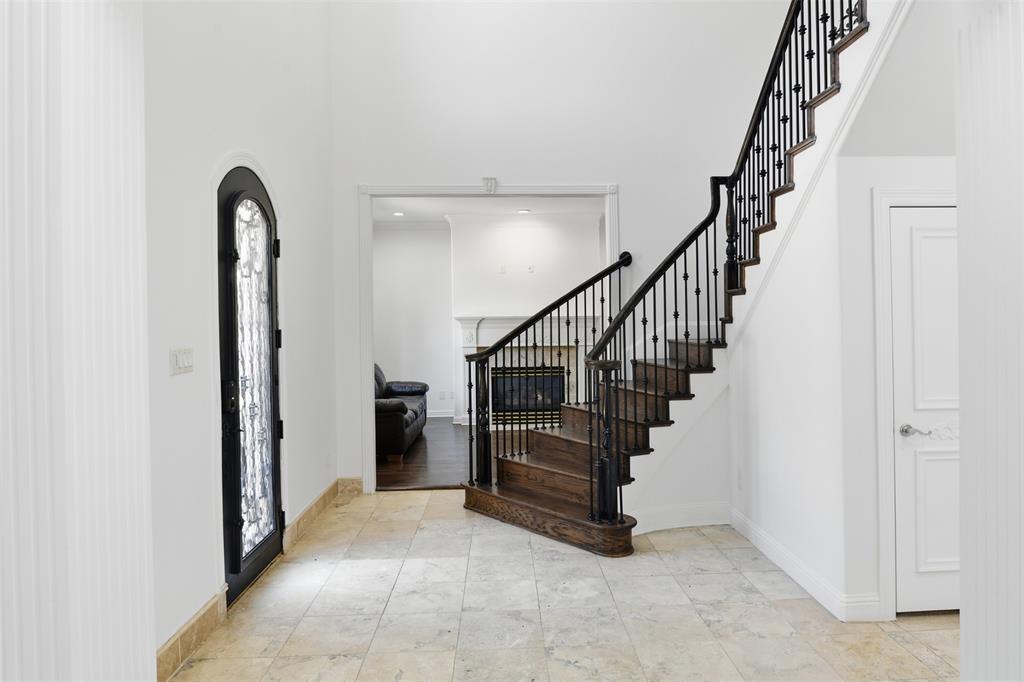 7506 Briarglen Court