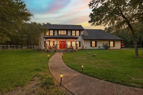 1700 Adams Lane Azle TX 76020