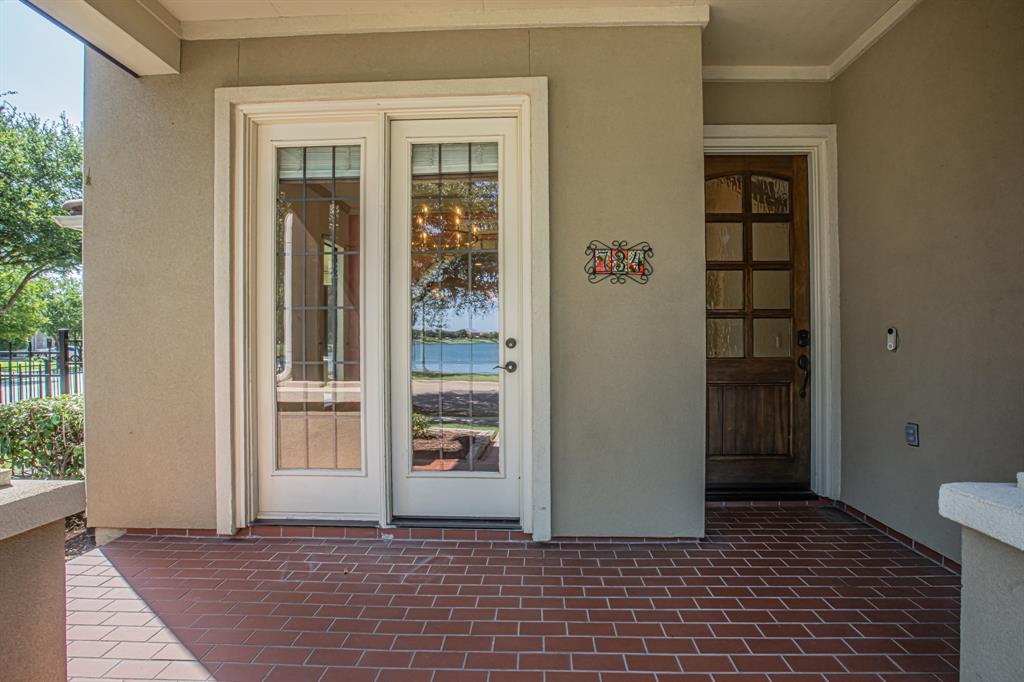 734 Camino Lago