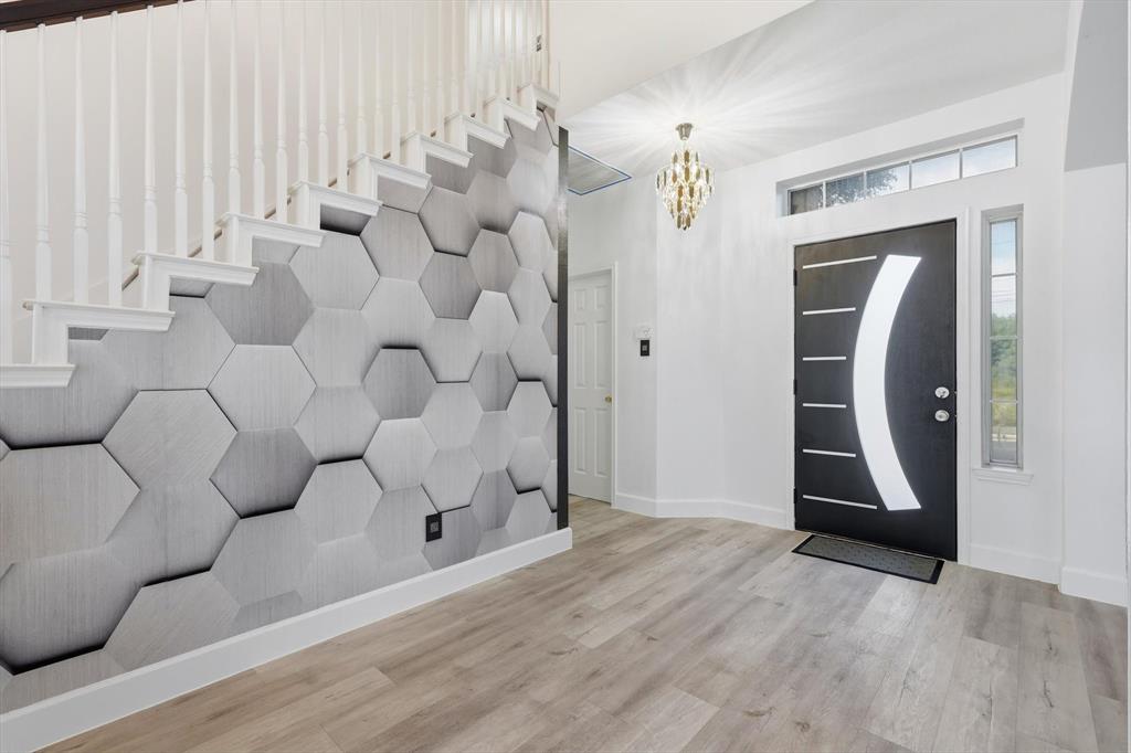 3528 Eisenhower Street