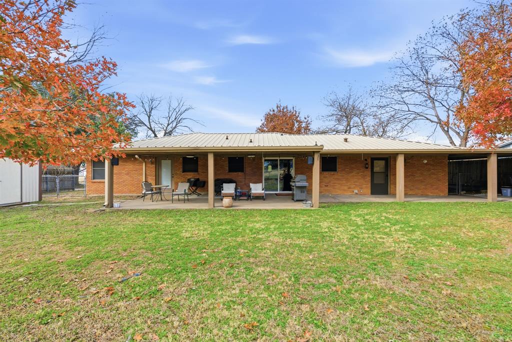 Central Deleon - Residential