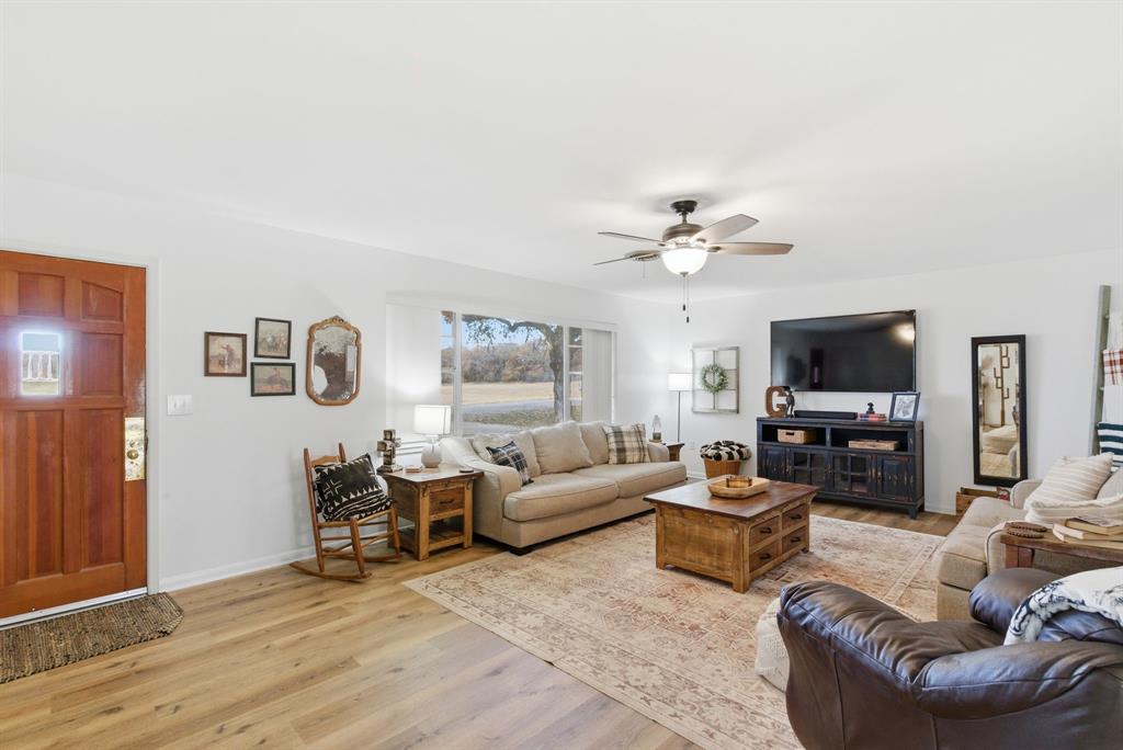 Central Deleon - Residential