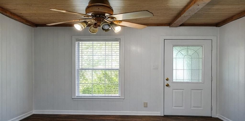 Photo of 12904 Windfall Circle, Dallas, TX 75253 (MLS # 21208316)